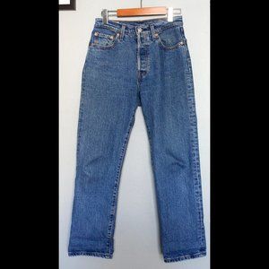 Levi's 501 Original Cropped Jeans (size 25)